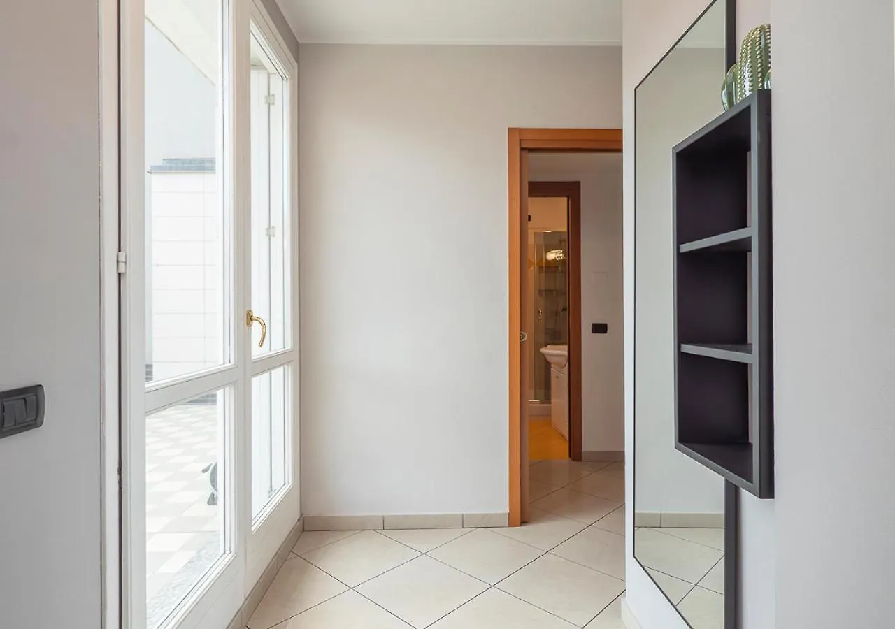 Attico A Milano - 2 Terrazzi E Netflix Apartment  Milan